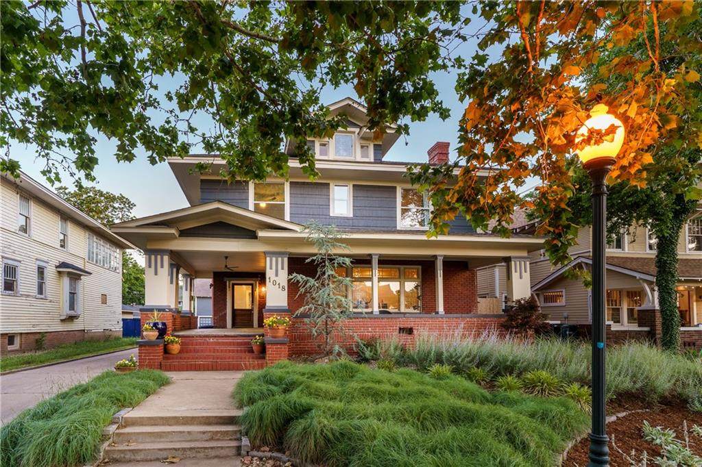 1018 17th Street - Photo 1