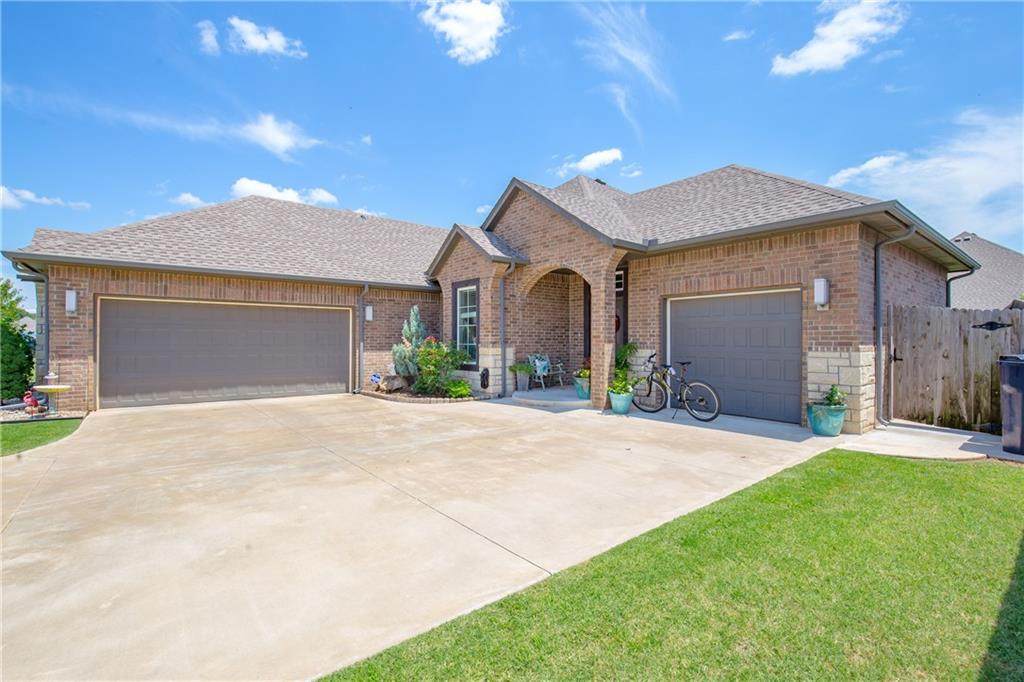 908 186th Street - Photo 1