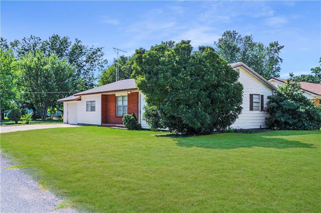 123 Ash Street - Photo 1
