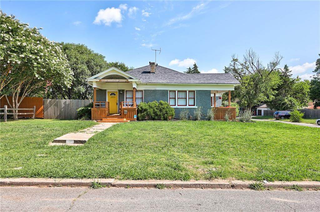 2201 Barnes Avenue - Photo 1