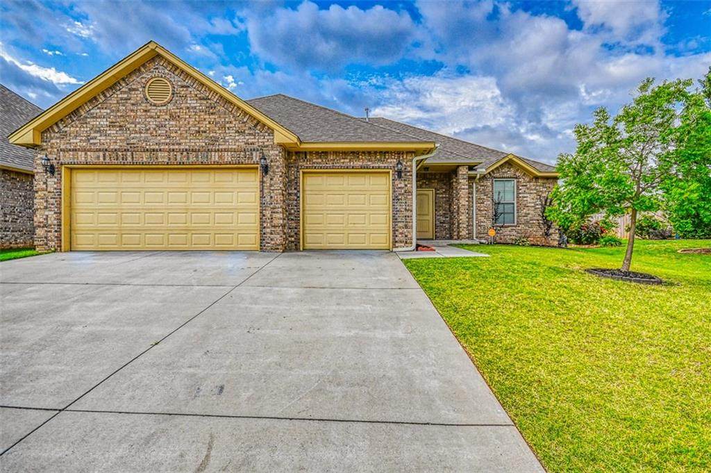 1800 Savannah Lane - Photo 1