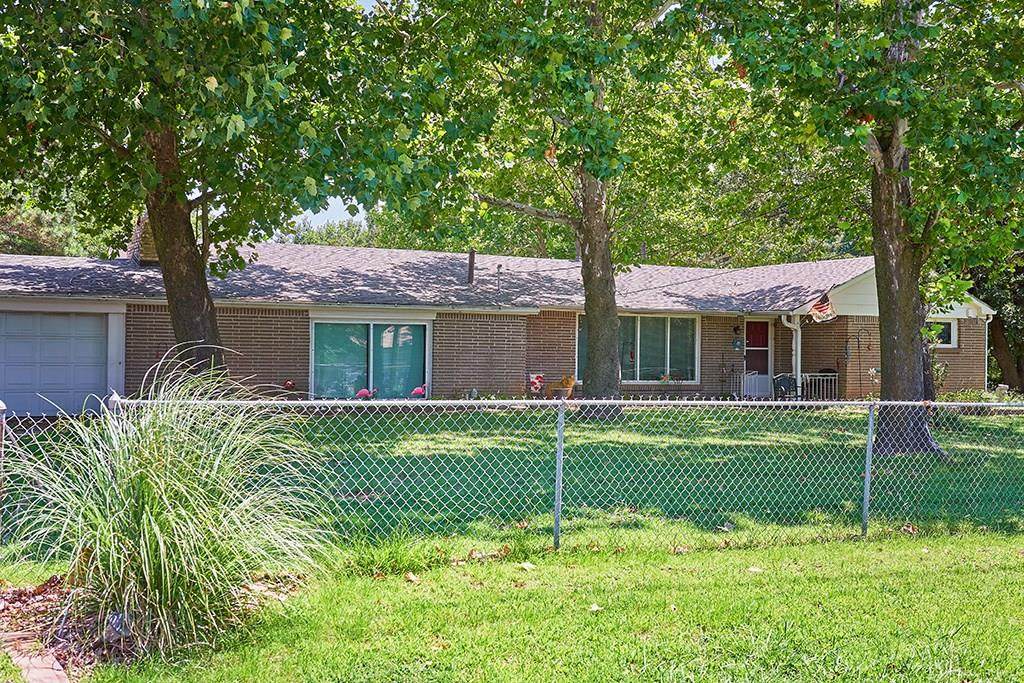 4708 Baker Street - Photo 1