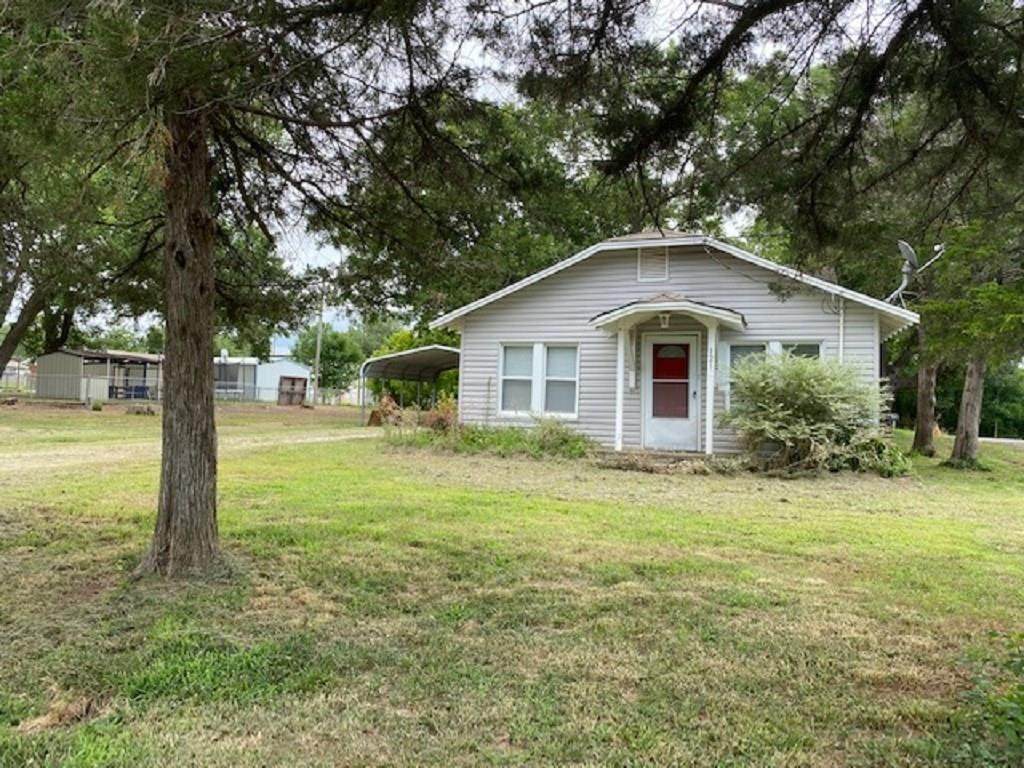 121 Oak Street - Photo 1