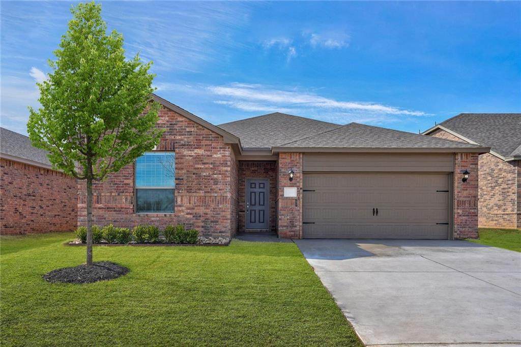 417 Saint James Place - Photo 1