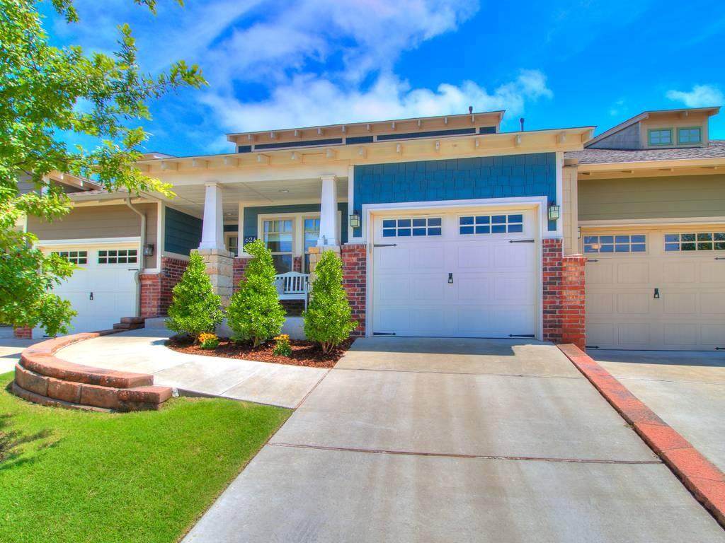 624 Outer Banks Way - Photo 1