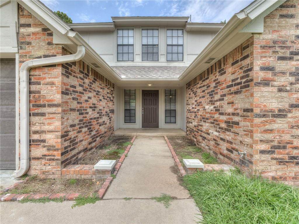 7817 101st Street - Photo 1