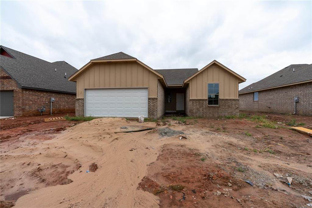 8117 161st Terrace - Photo 1