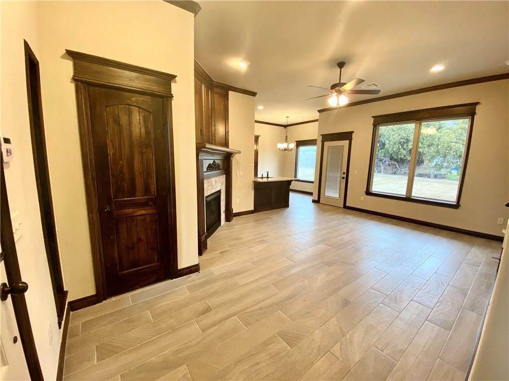 830 Twin Lakes Drive - Photo 1