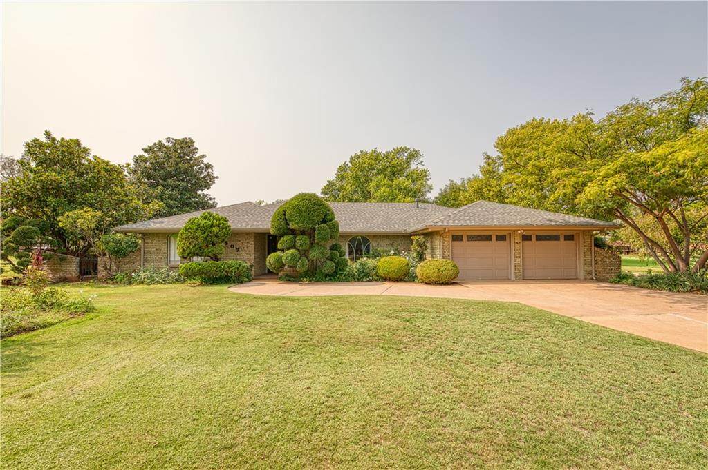 1807 Randall Avenue - Photo 1