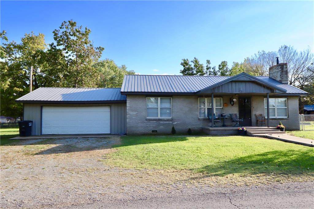 501 8th Street - Photo 1