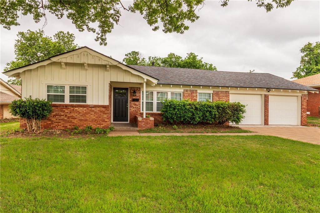 208 Country Club Terrace - Photo 1