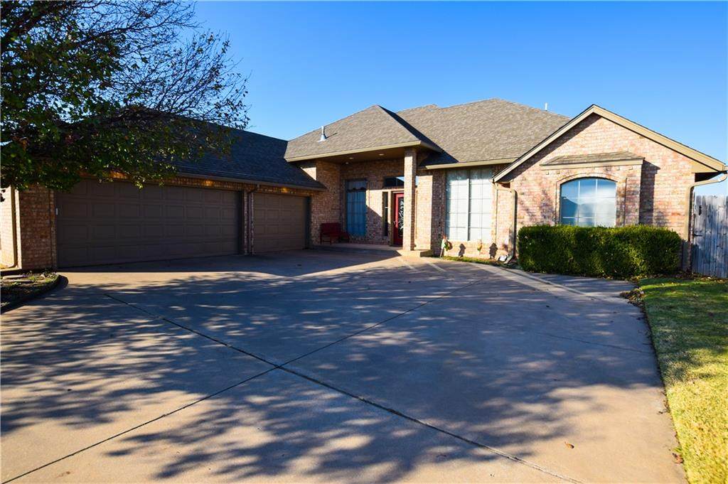 2121 30th Street - Photo 1