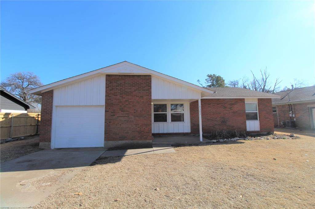 1302 Alan Lane - Photo 1