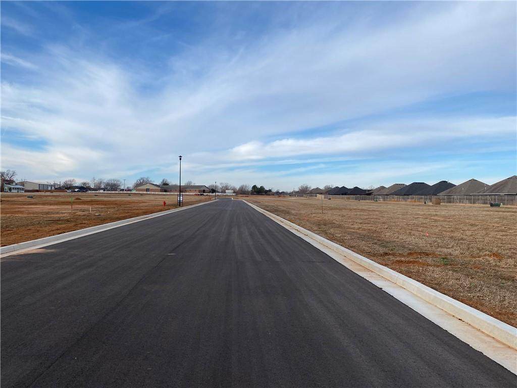 2504 Cloud Nine Circle - Photo 1