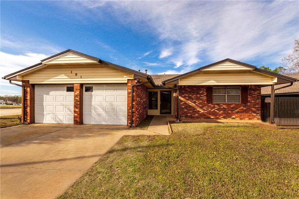 101 Aspen Drive - Photo 1