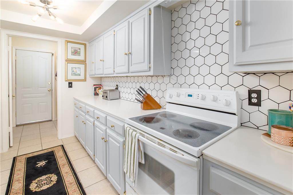 2915 Acropolis Street - Photo 1