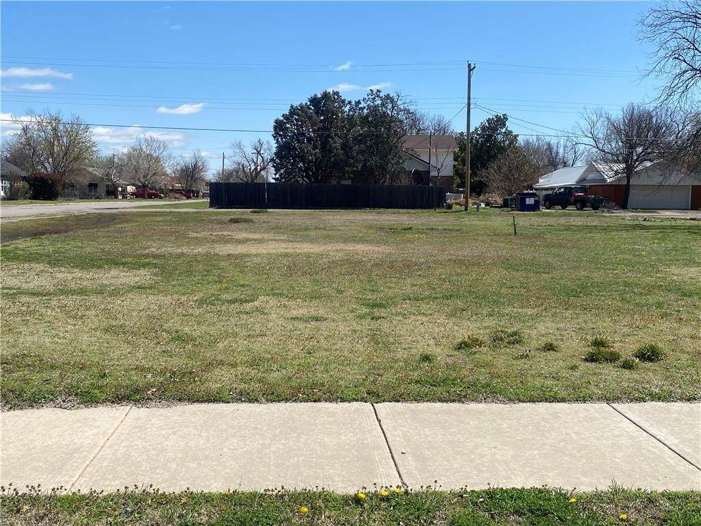 104 Broadway - Photo 1