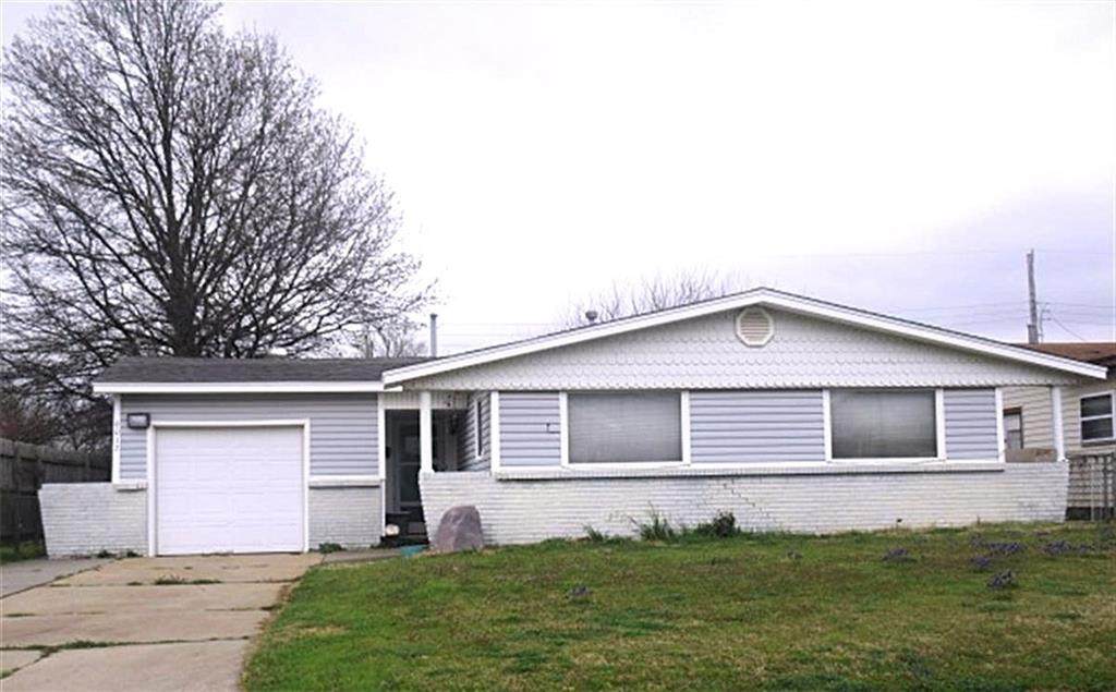 6017 7th Street - Photo 1