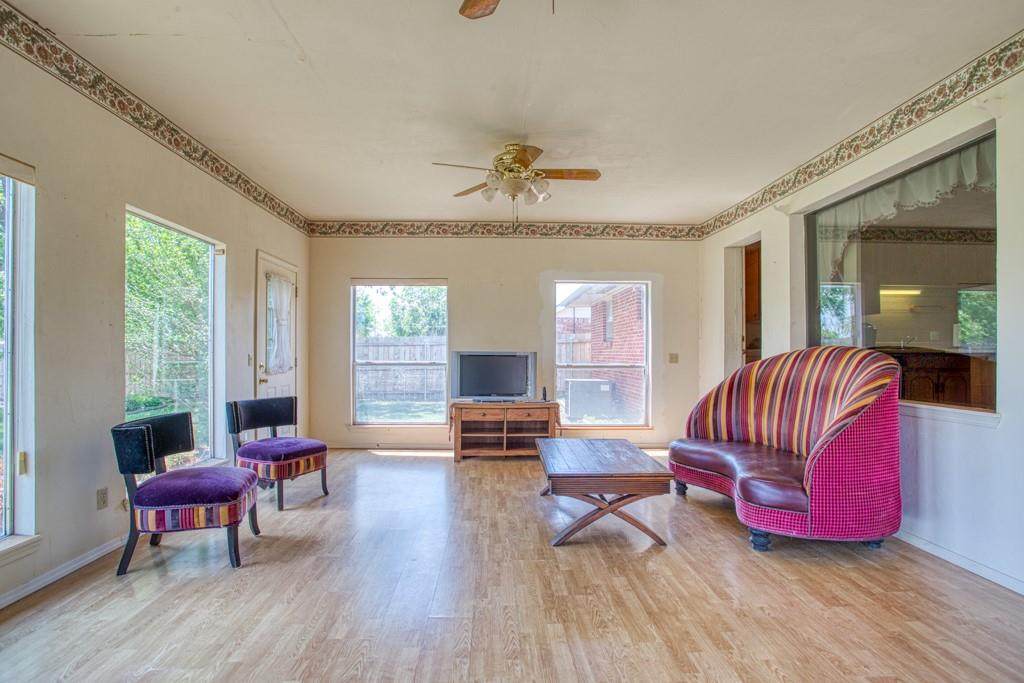1207 11th Street - Photo 1