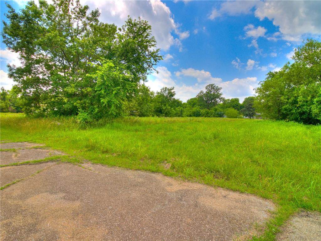 Pastusek Street - Photo 1