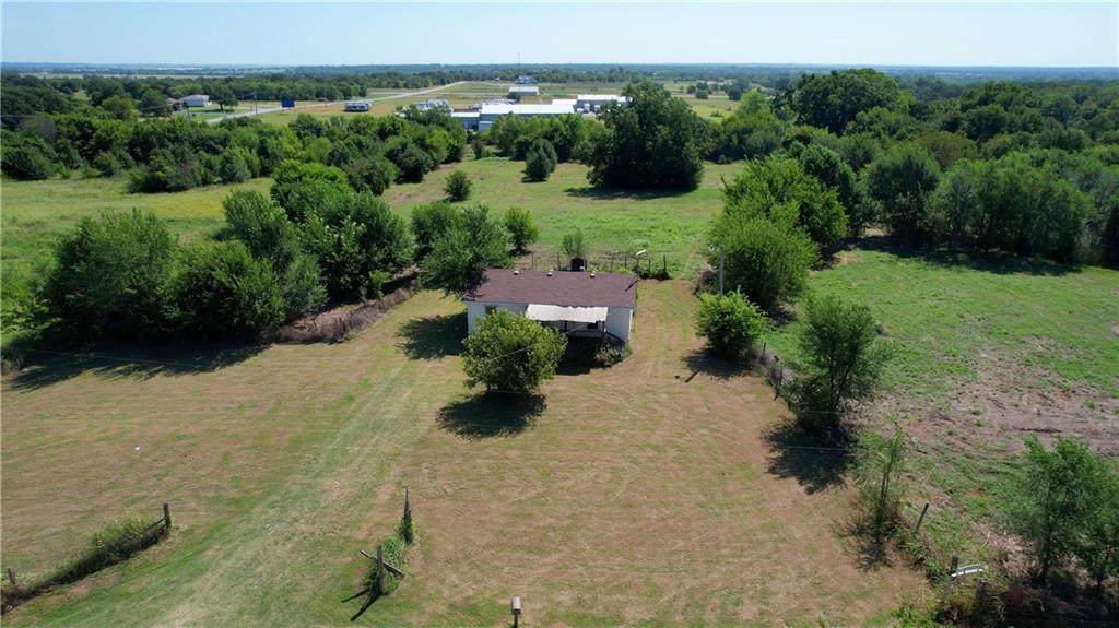177074 Stephens Drive - Photo 1