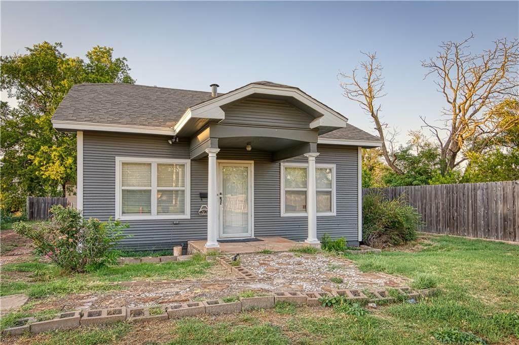 1011 5th Street - Photo 1