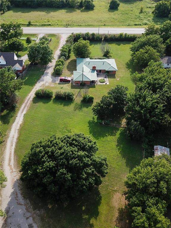 22669 Highway 77 - Photo 1