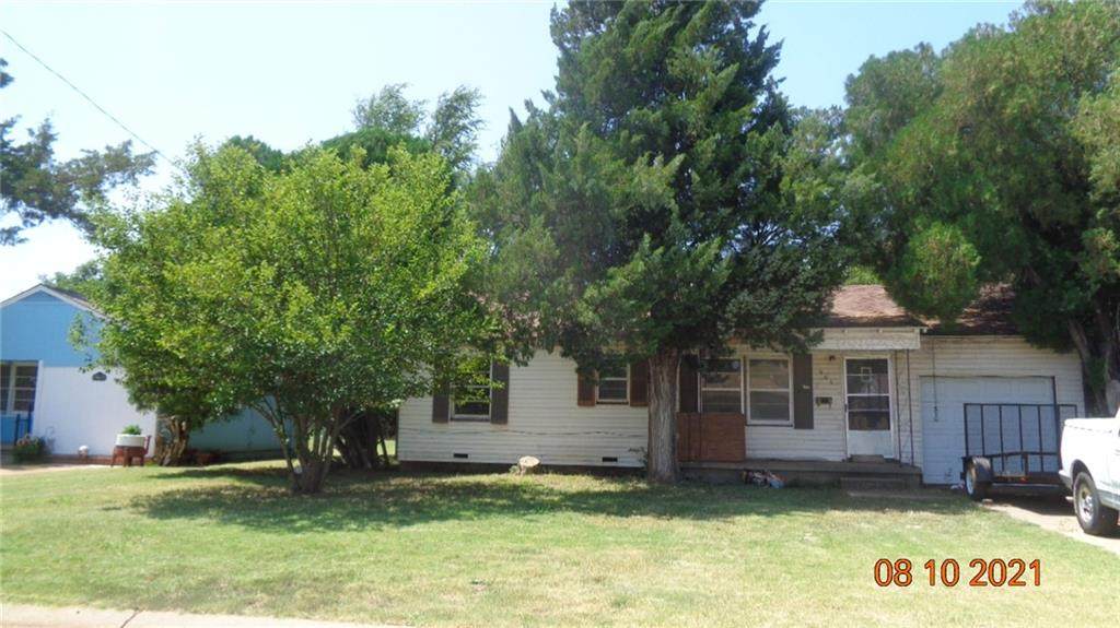 905 York Street - Photo 1
