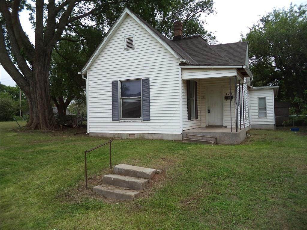 715 Vilas Avenue - Photo 1