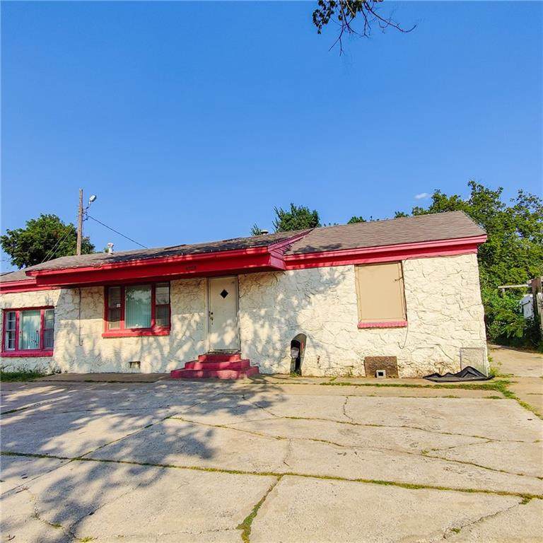 4708 Macarthur Boulevard - Photo 1