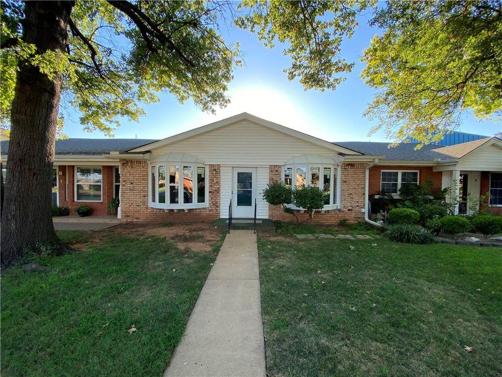 513 Maple Street - Photo 1