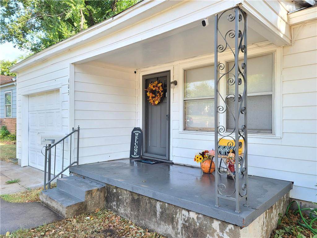 403 Key Boulevard - Photo 1