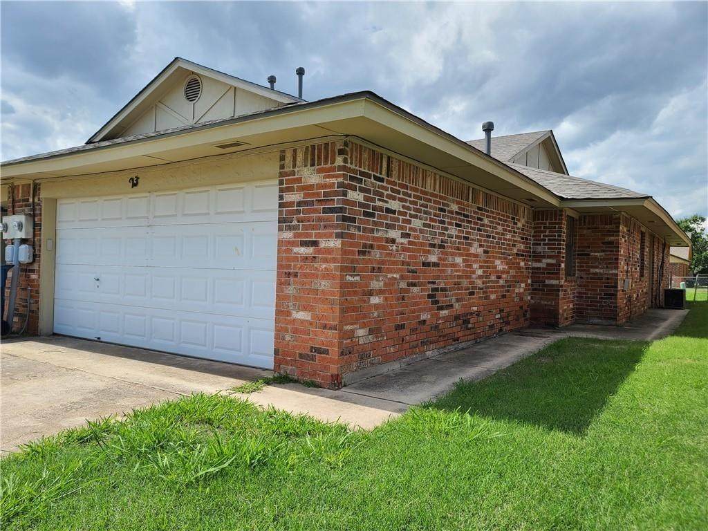 237 Barrett Place - Photo 1