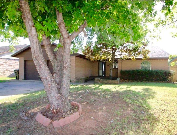 212 Morgan Drive - Photo 1