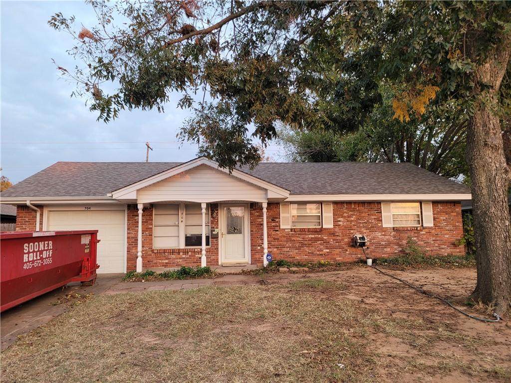 704 Moraine Avenue - Photo 1