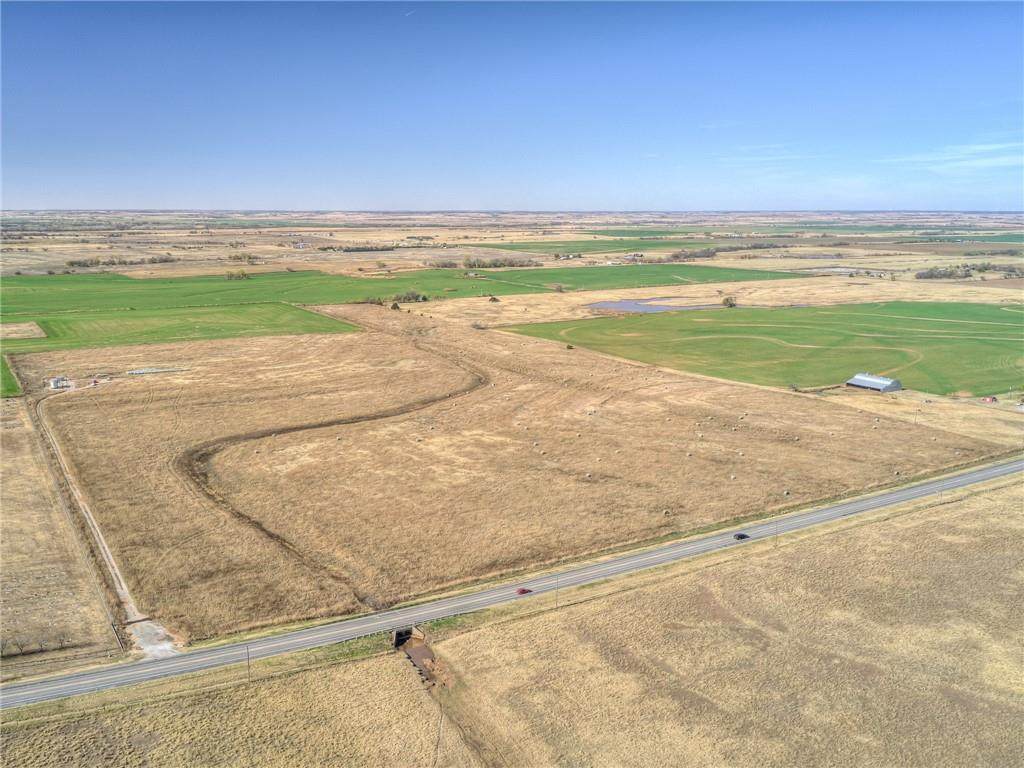 Highway 81 - Photo 1