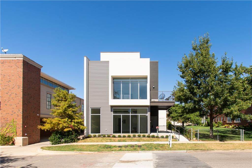435 12 Street - Photo 1