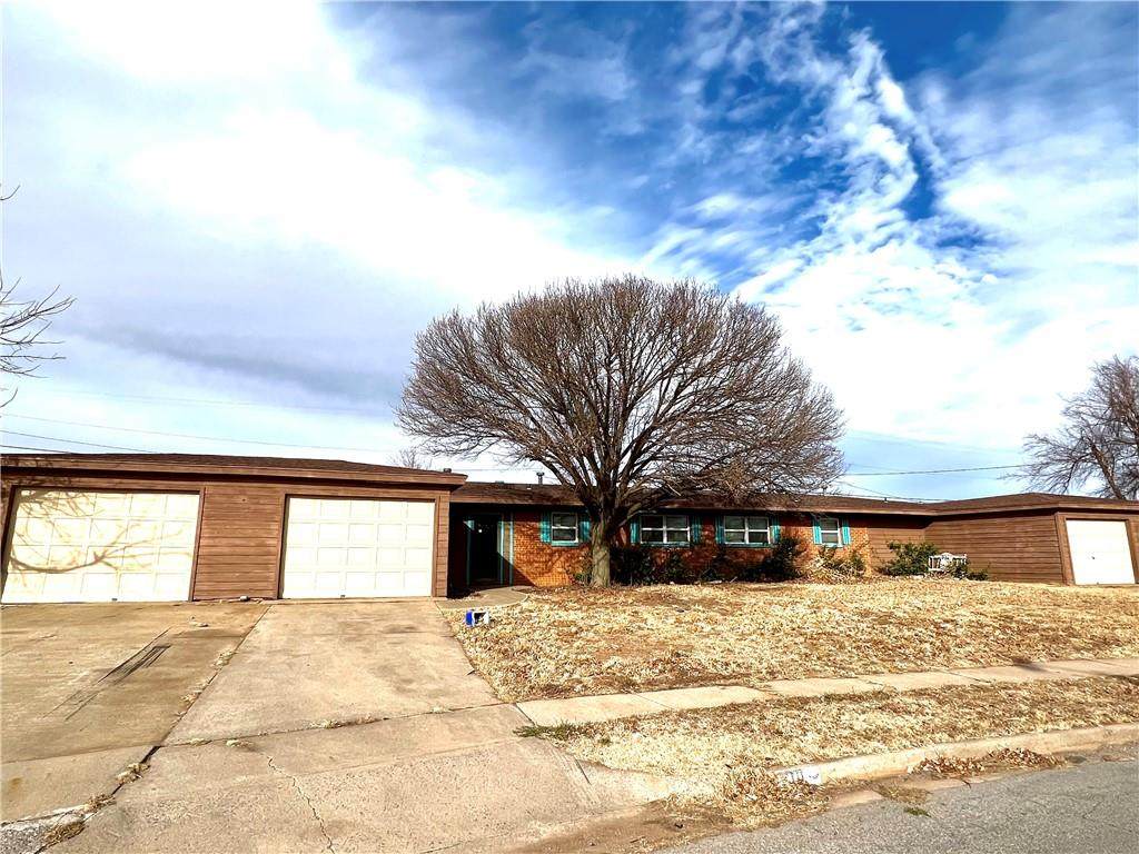 310 Cimarron Road - Photo 1