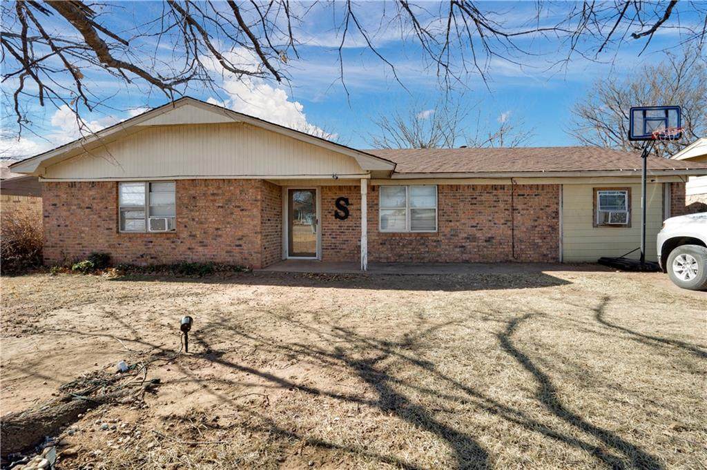 606 8th Street - Photo 1