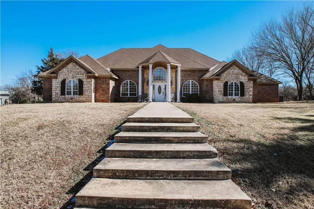 72 Mills Drive - Photo 1