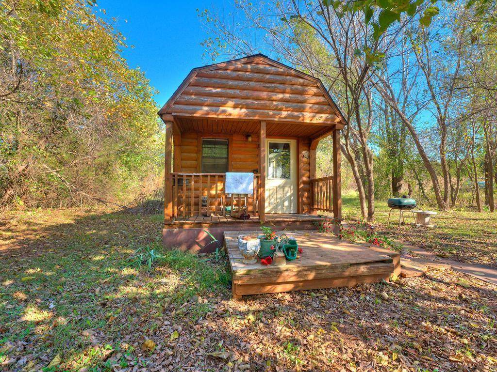 2417 County Street 2940 - Photo 1