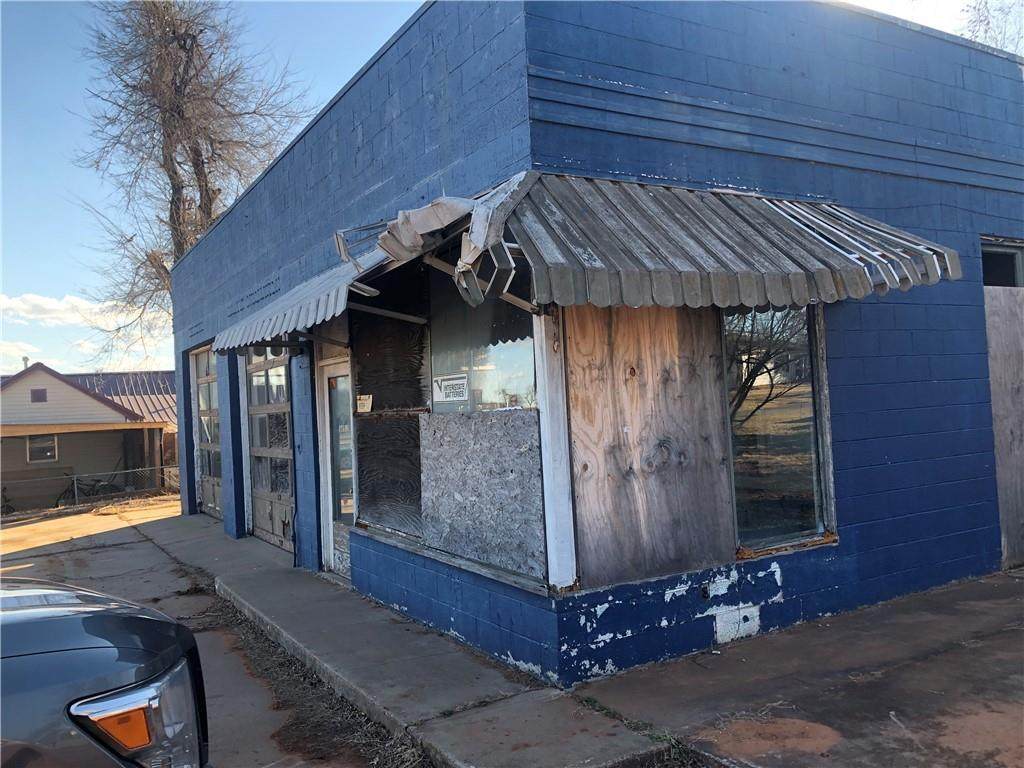 301 Rush Avenue - Photo 1