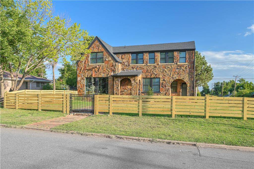 1129 14th Street - Photo 1