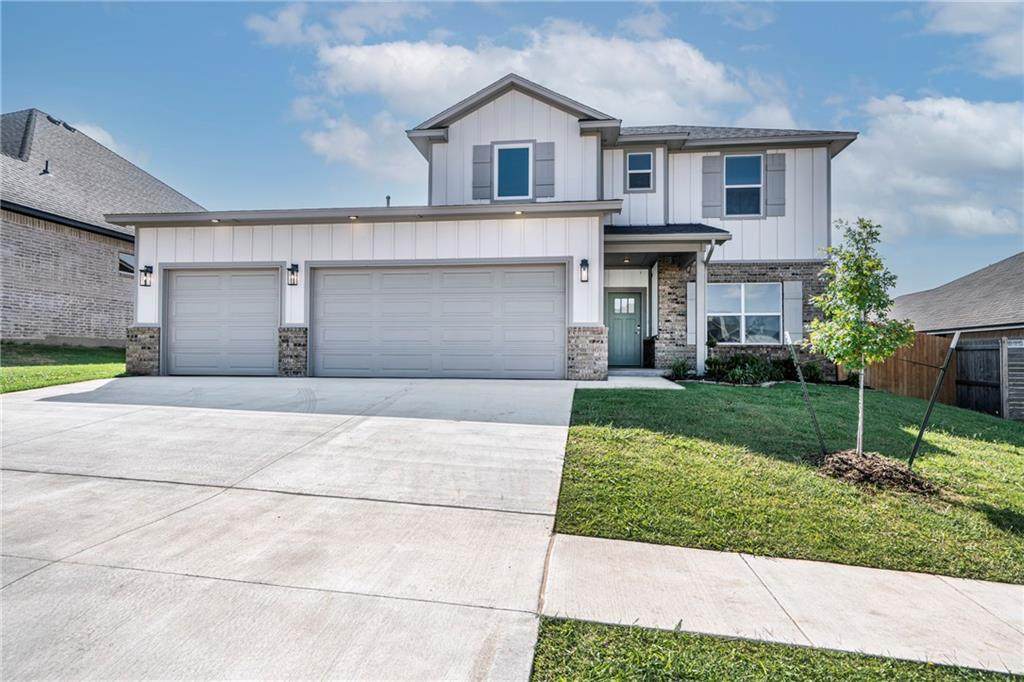 7404 158th Street - Photo 1