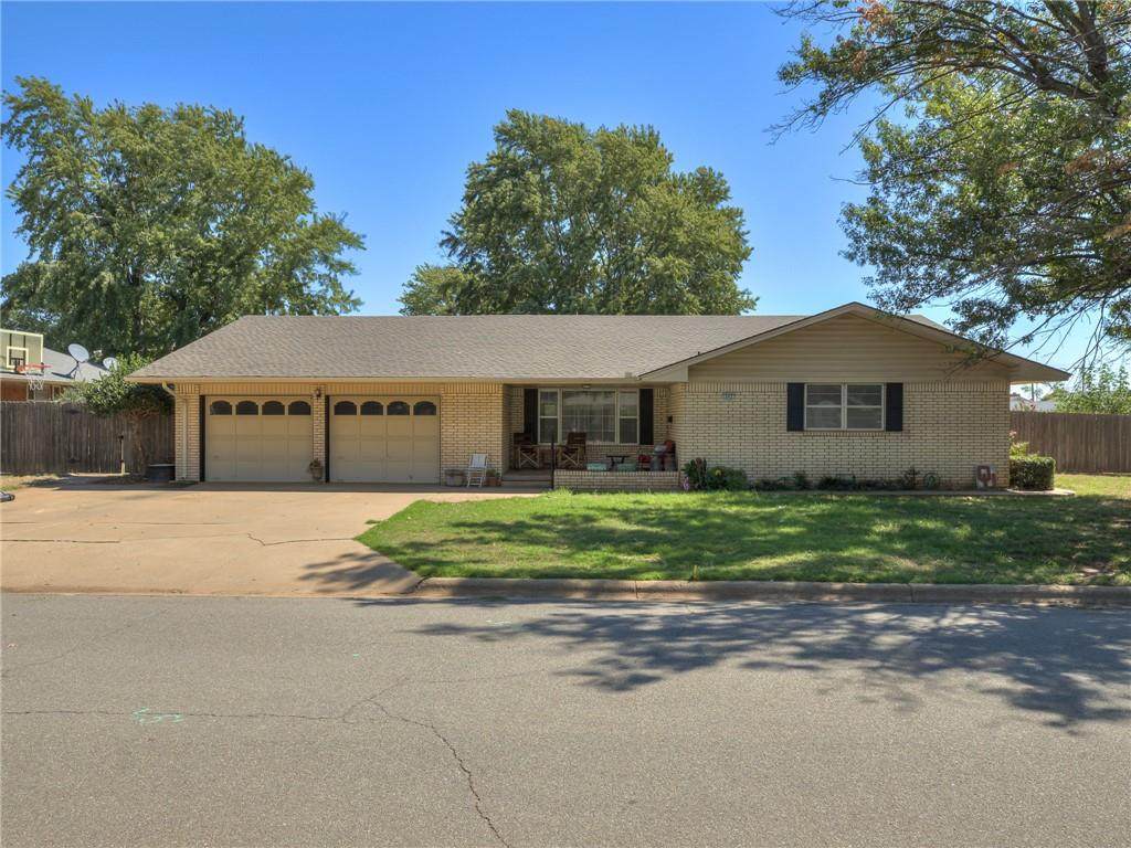 502 Maple Street - Photo 1