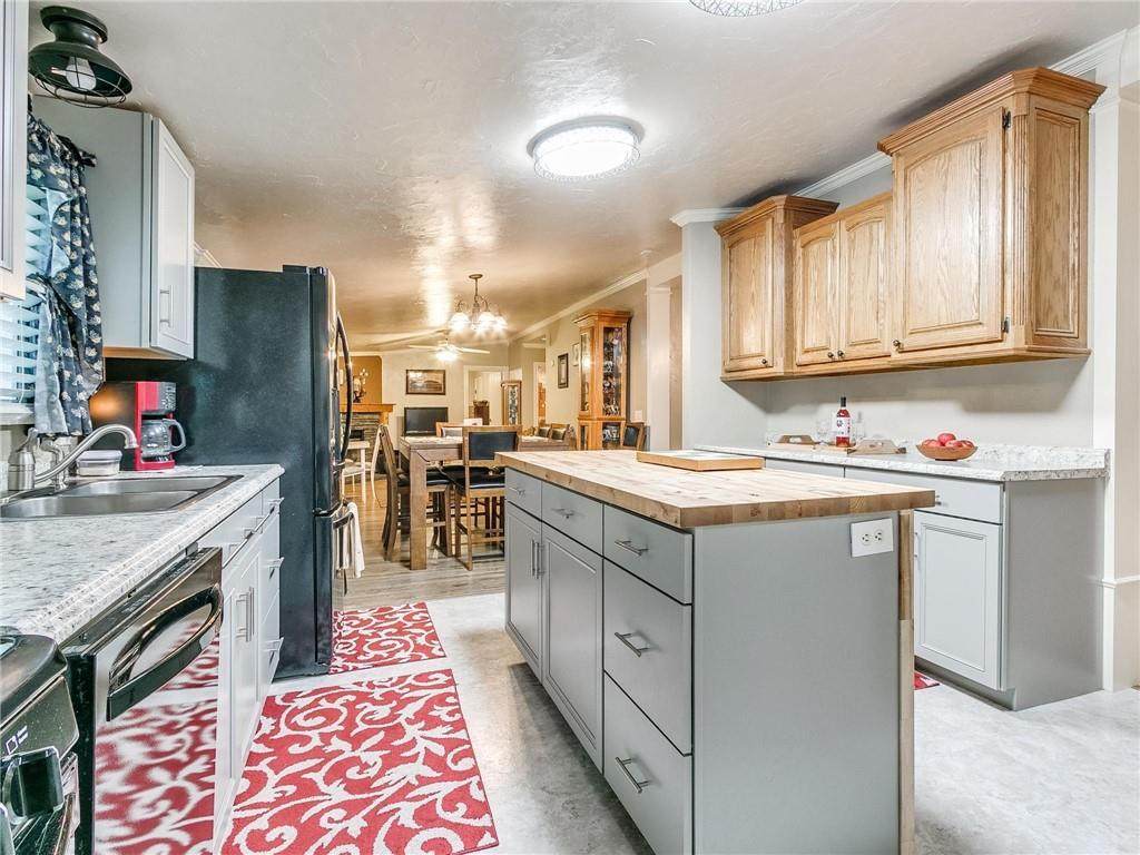 115 Garden Oaks Drive - Photo 1