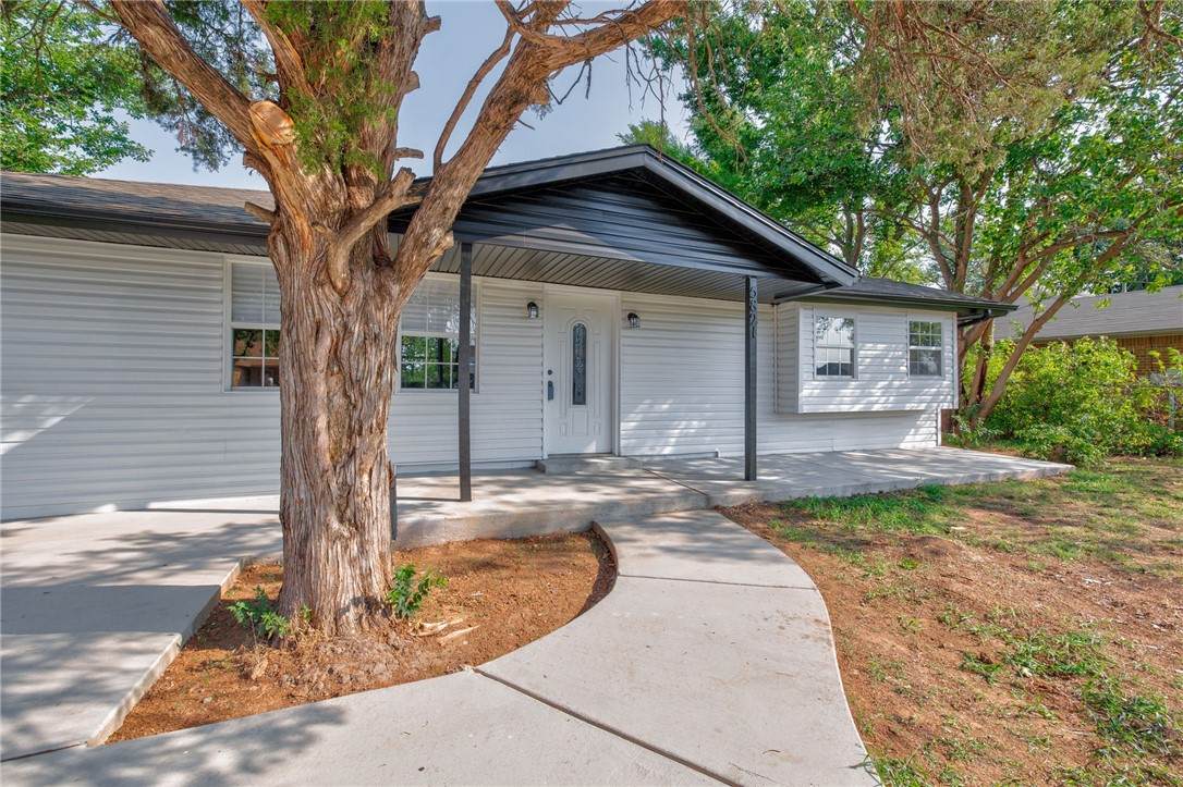 5821 8th Street - Photo 1