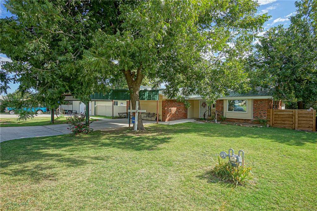 815 Pauline Avenue - Photo 1