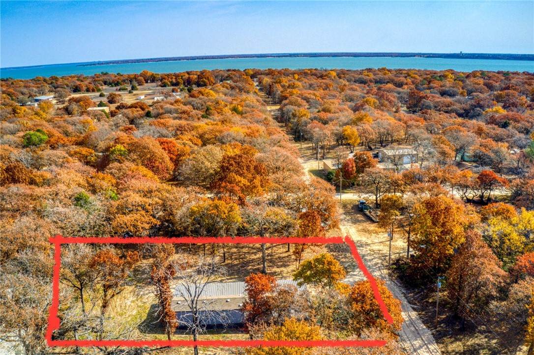 1527 Pecan Road - Photo 1