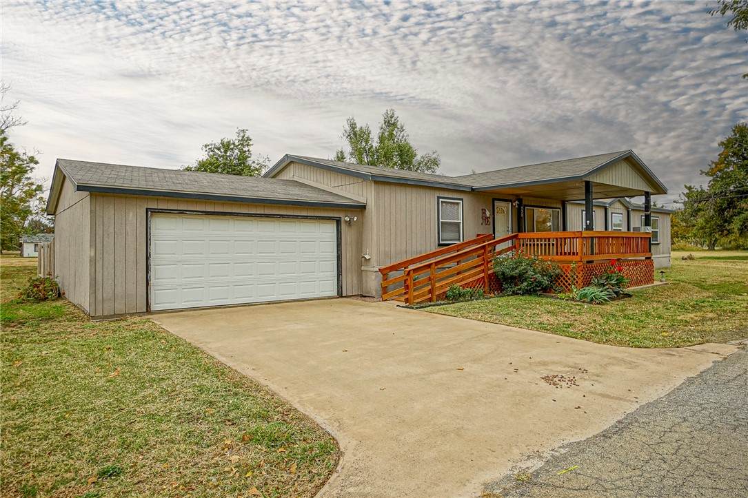 220 Cedar Street - Photo 1